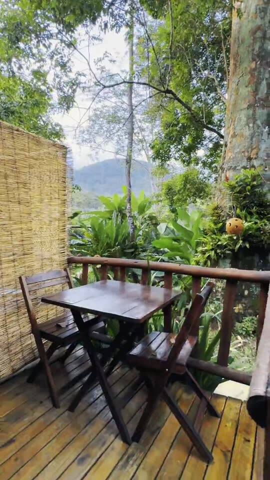 Vídeo da Cabana Suíça com Ventilador
